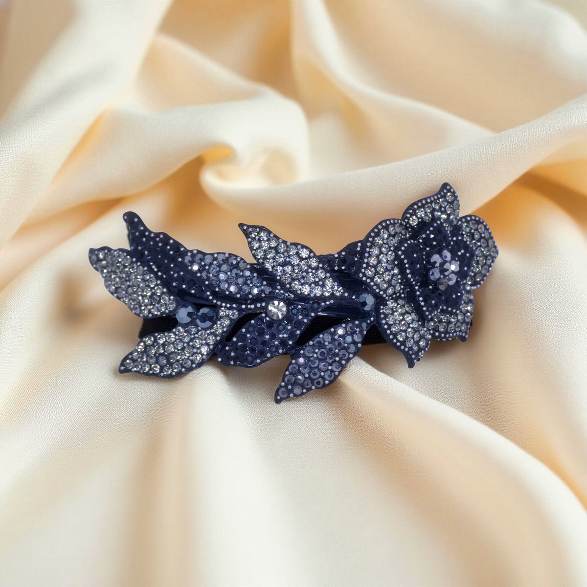 Midnight Bloom — Barrette