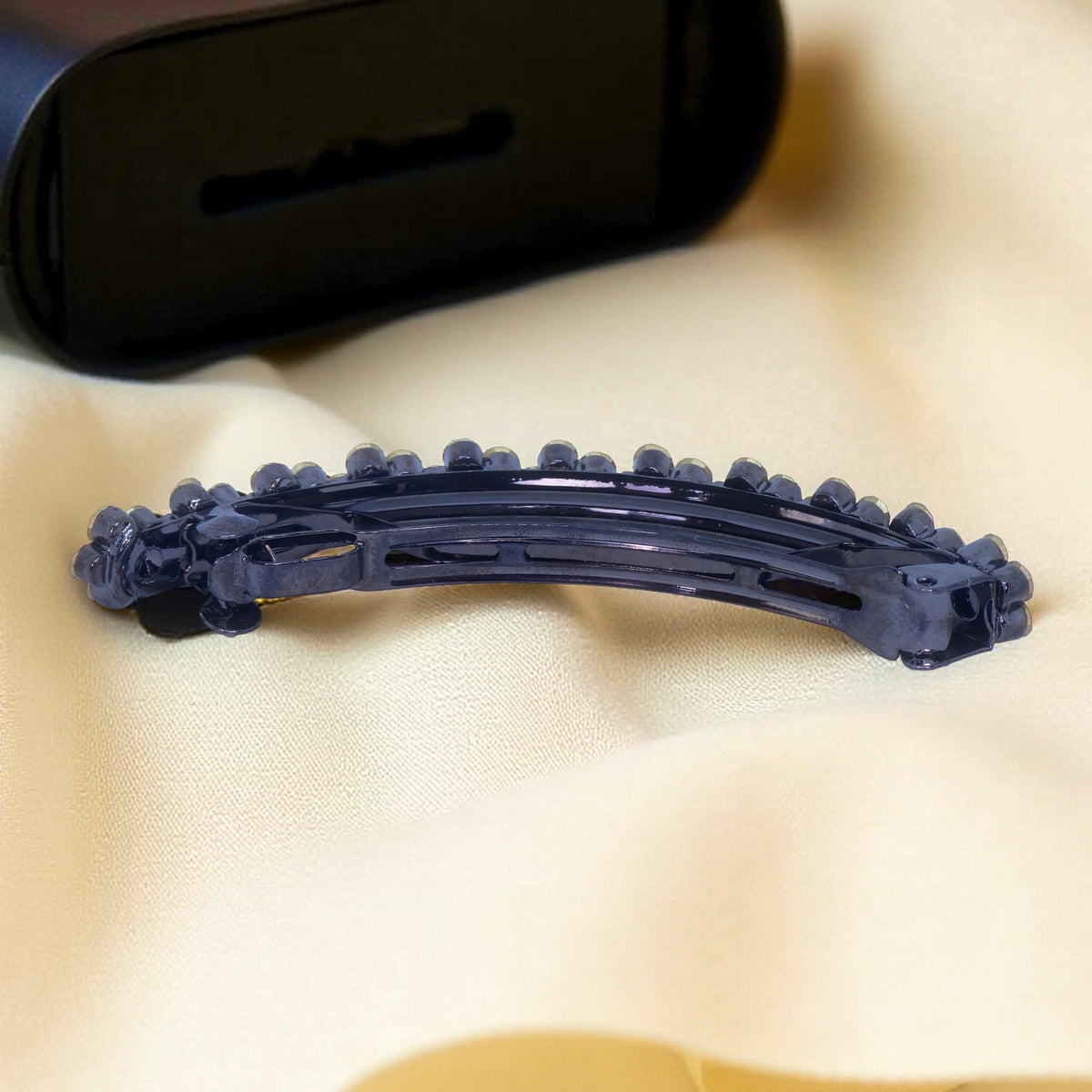 Blosselina Row — Hair Accessory