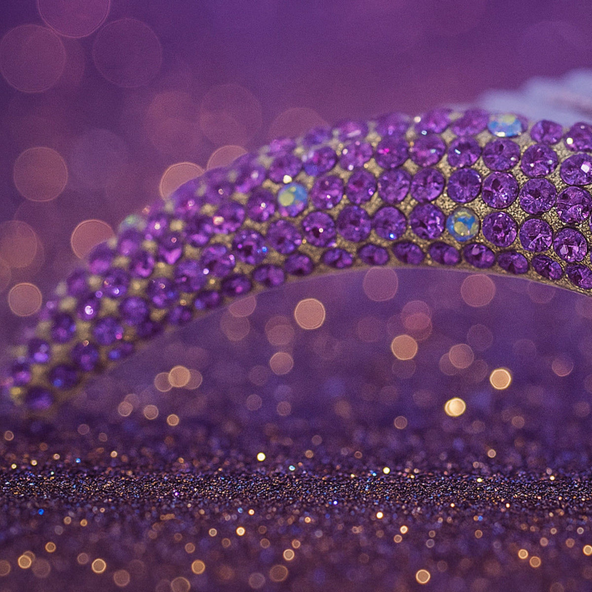 Lunoria Arch — Hair Accessory